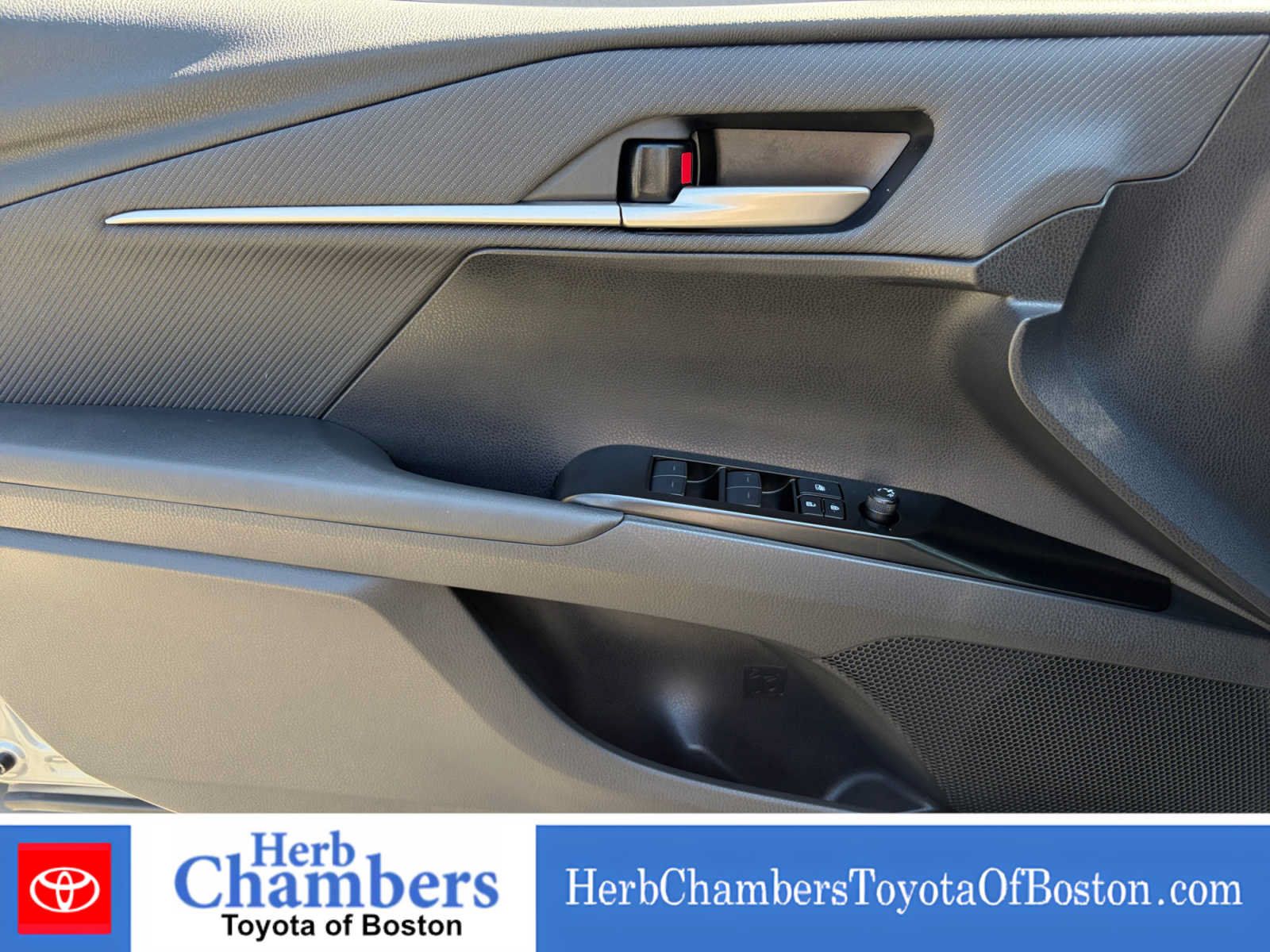 Used 2026 Toyota Camry SE w/ Convenience Package AWD/4WD image 14