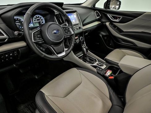 Used 2023 Subaru Forester Limited image 11