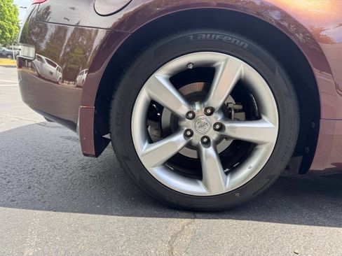 Used 2006 Nissan 350Z Touring RWD image 20
