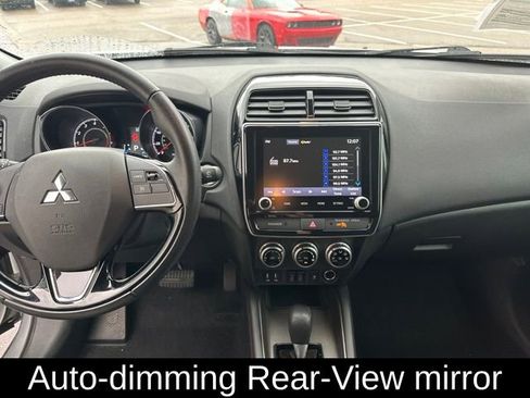 Used 2023 Mitsubishi Outlander Sport SE image 19