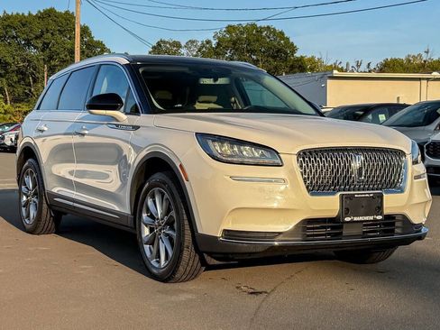 Used 2021 Lincoln Corsair AWD w/ Premium Package image 1