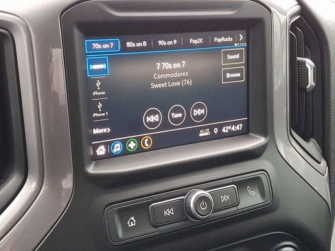 Used 2021 Chevrolet Silverado 1500 Custom w/ Safety Confidence Package image 18