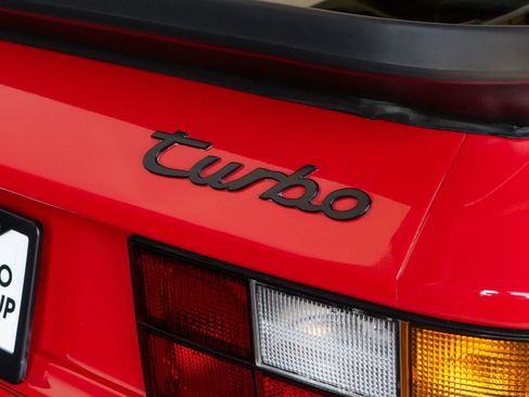 Used 1989 Porsche 944 Turbo image 25