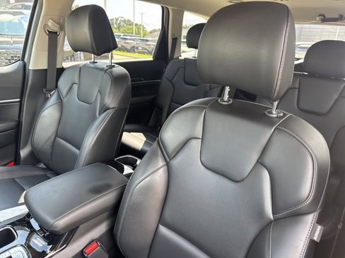Certified 2025 Kia Telluride S AWD/4WD image 23
