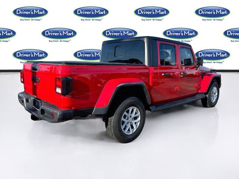Used 2023 Jeep Gladiator Sport AWD/4WD image 7