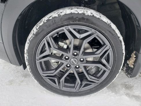 Used 2025 Nissan Kicks SR w/ SR Premium Package image 44