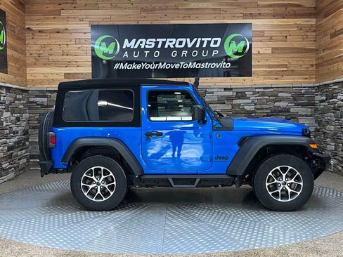 Used 2024 Jeep Wrangler Sport AWD/4WD image 12