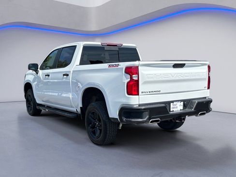 Used 2022 Chevrolet Silverado 1500 LT Trail Boss w/ Convenience Package II AWD/4WD image 3
