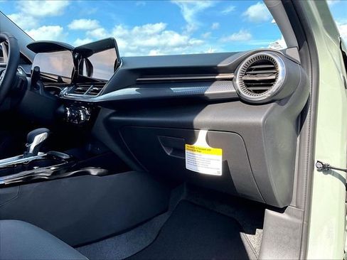 New 2026 Chevrolet Trax ACTIV w/ Driver Confidence Package FWD image 26