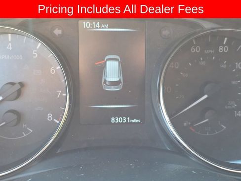 Used 2017 Nissan Rogue SV FWD image 8