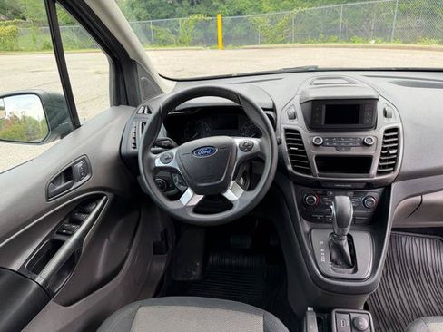 Used 2020 Ford Transit Connect XL FWD image 11