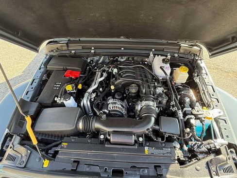 New 2025 Jeep Gladiator Sport image 20