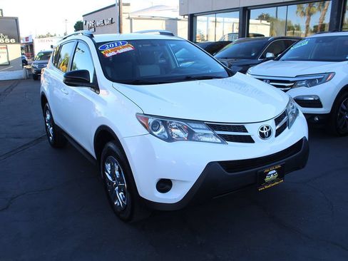 Used 2013 Toyota RAV4 LE AWD/4WD image 8
