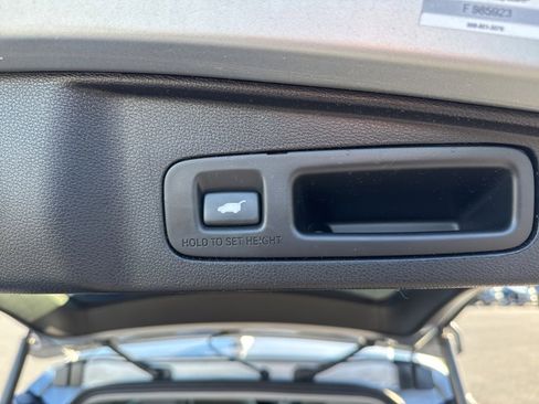 Used 2022 Honda CR-V EX-L image 18