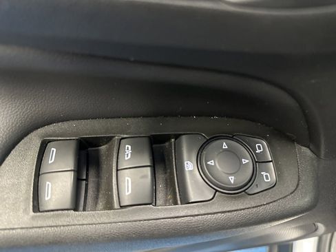 Certified 2021 Chevrolet Equinox Premier image 26