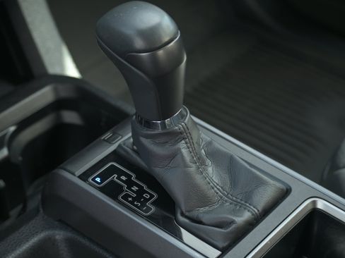 Used 2023 Toyota Tacoma TRD Off-Road w/ TRD Premium Off Road Package image 30