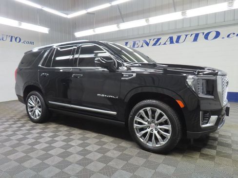 Used 2023 GMC Yukon Denali image 3