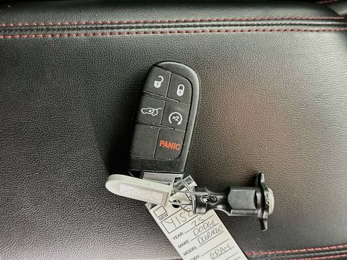 Used 2025 Dodge Durango GT RWD image 34