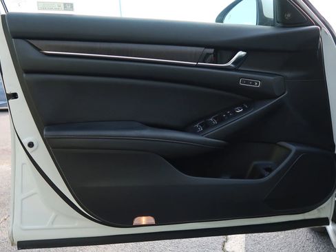 Used 2021 Honda Accord EX-L image 43