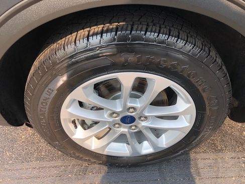 Used 2022 Ford Escape SE AWD/4WD image 11