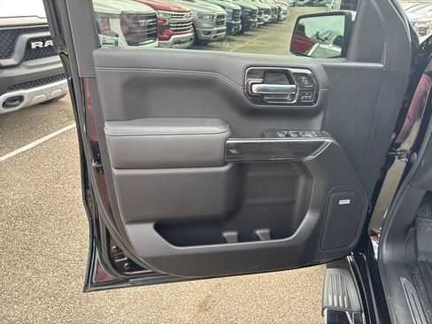 Used 2022 Chevrolet Silverado 1500 LTZ w/ LTZ Premium Package AWD/4WD image 7