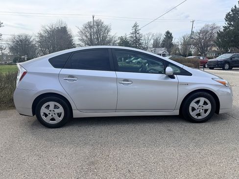 Used 2011 Toyota Prius Three FWD image 3