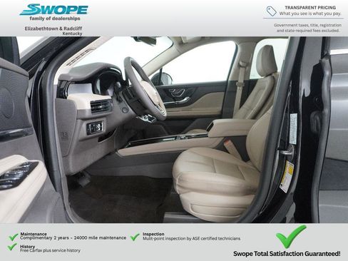 Used 2023 Lincoln Corsair AWD w/ Equipment Group 101A image 12
