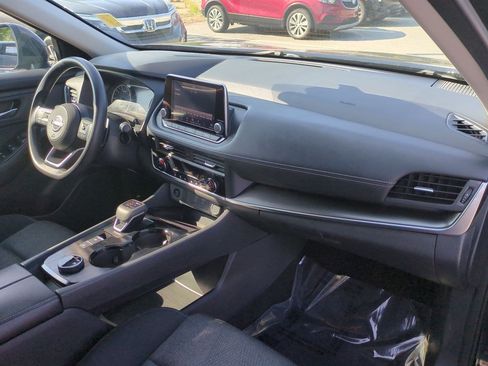 Certified 2024 Nissan Rogue SV AWD/4WD image 42