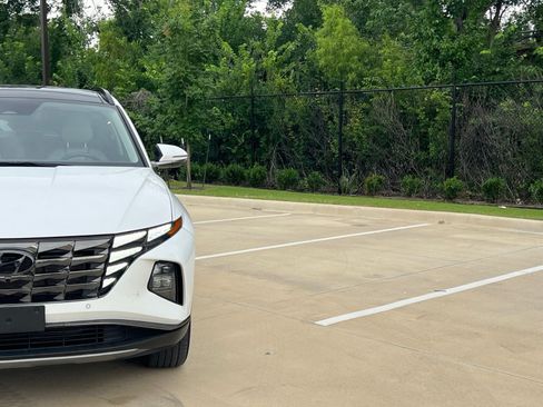Used 2024 Hyundai Tucson Limited AWD/4WD image 3