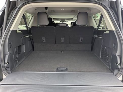 New 2026 Ford Expedition Max Platinum w/ Driver's Package image 9