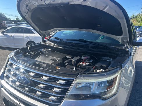 Used 2016 Ford Explorer Limited w/ Equipment Group 301A FWD image 56