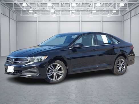 Used 2024 Volkswagen Jetta SE FWD image 1