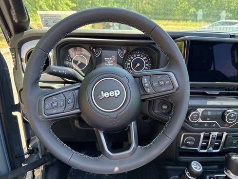 New 2026 Jeep Wrangler Unlimited Sport AWD/4WD image 11