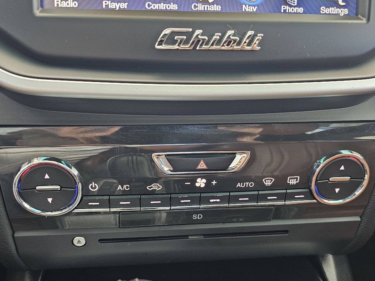 Used 2014 Maserati Ghibli RWD image 27