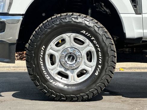 Used 2026 Ford F250 XLT w/ 360-Degree Camera Package AWD/4WD image 24