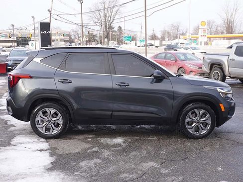 Used 2024 Kia Seltos S image 18