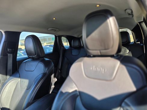 Used 2022 Jeep Cherokee Latitude Lux image 13