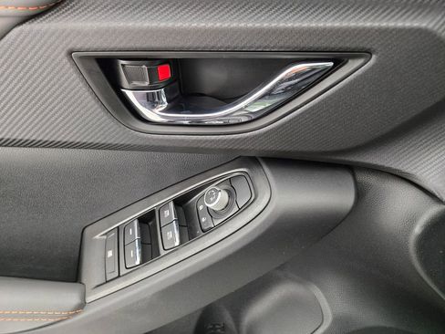 New 2026 Subaru Crosstrek 2.5i Limited w/ Crosstrek Mirror Package image 12