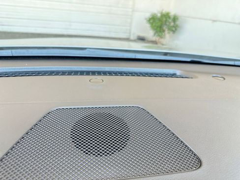 Used 2024 Nissan Altima 2.5 SV image 18