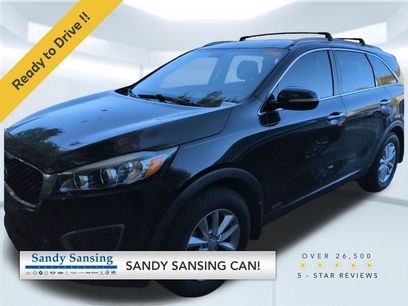 Used 2016 Kia Sorento LX w/ LX Convenience Package