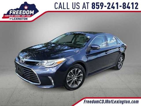 Used 2016 Toyota Avalon XLE Premium FWD image 1