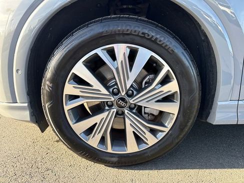 Used 2024 Audi Q4 e-tron Premium Plus w/ Premium Plus image 33