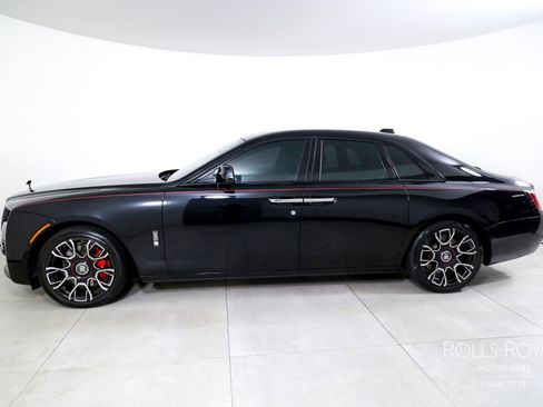 Used 2022 Rolls-Royce Ghost Black Badge image 3