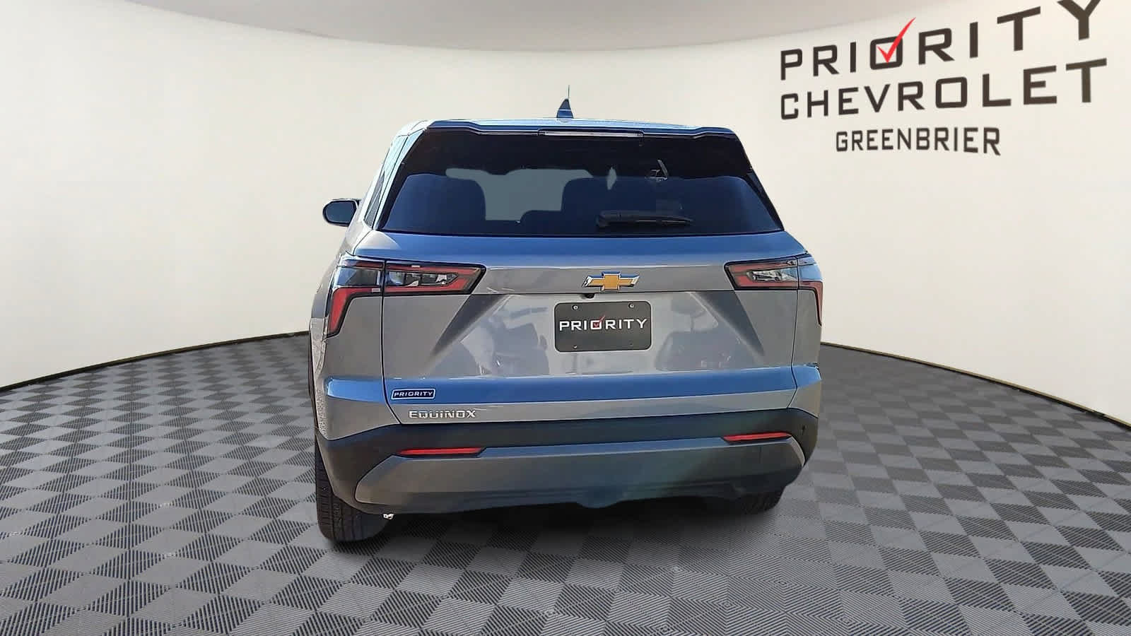 Used 2026 Chevrolet Equinox LT w/ Convenience Package II FWD image 7