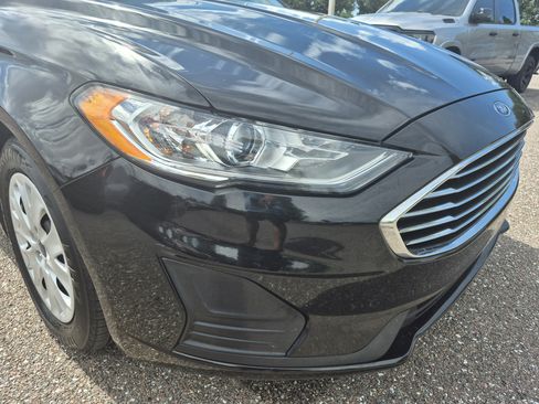 Used 2019 Ford Fusion S FWD image 11