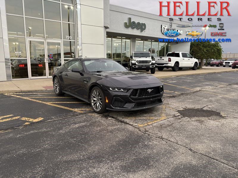 Used 2024 Ford Mustang GT Premium RWD image 1