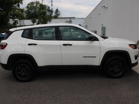 Used 2017 Jeep Compass Sport w/ Cold Weather Group AWD/4WD image 33