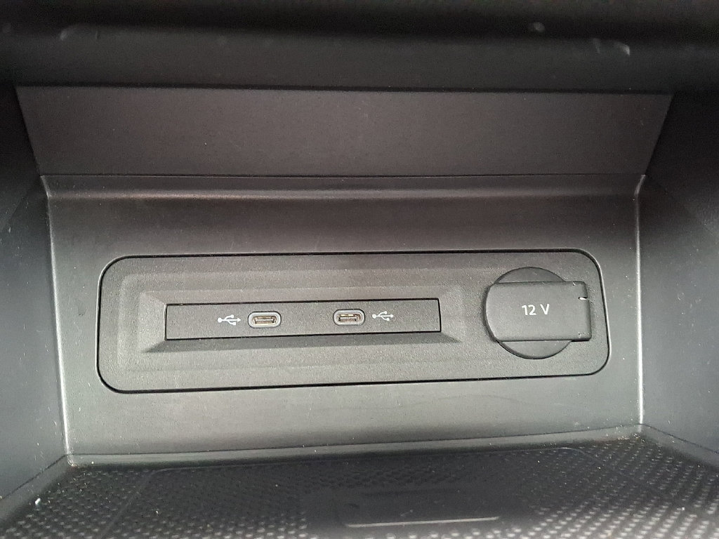 Used 2023 Volkswagen Atlas SEL AWD/4WD image 25