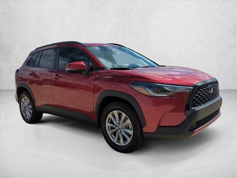 Certified 2023 Toyota Corolla Cross LE FWD image 3