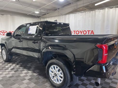 Used 2024 Toyota Tacoma SR5 image 4